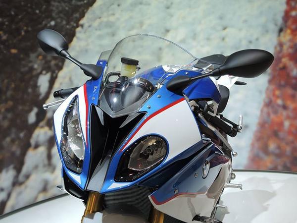 BMW NEW S1000RR 公開！！