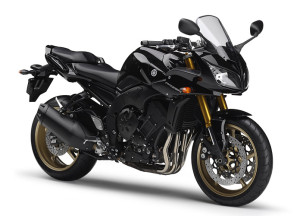 YAMAHA FAZER と言えば、、、 ヘリコプター ??