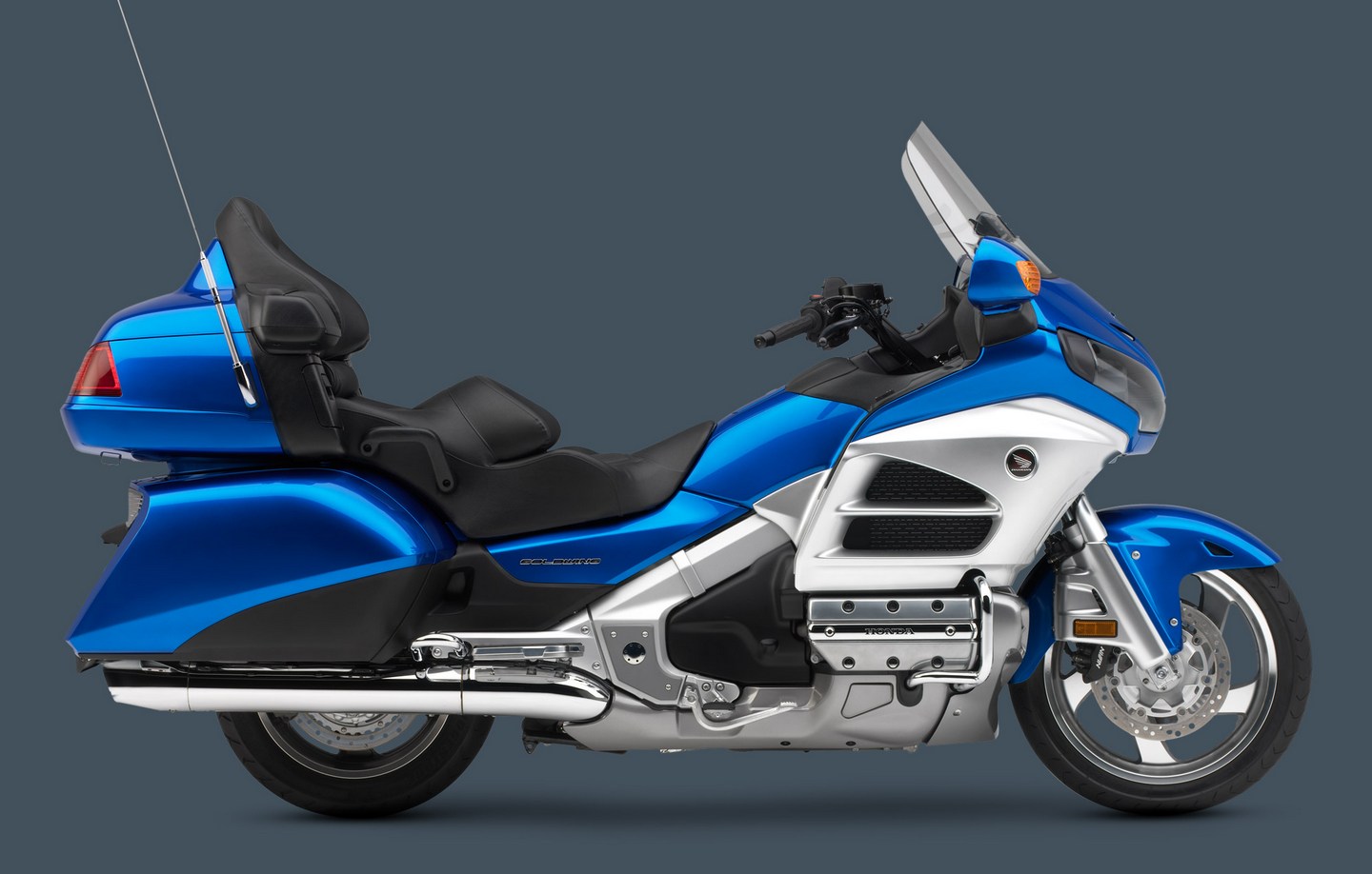 2013-honda-goldwing-colors-and-pricing_3