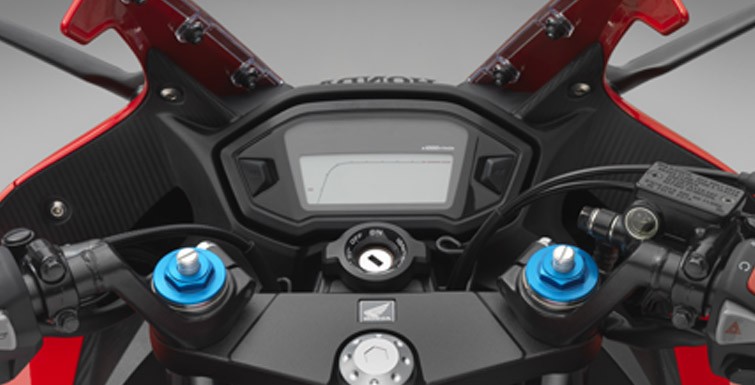 2016-honda-cbr500r-unveiled-looks-sharp-and-agile-photo-gallery_12