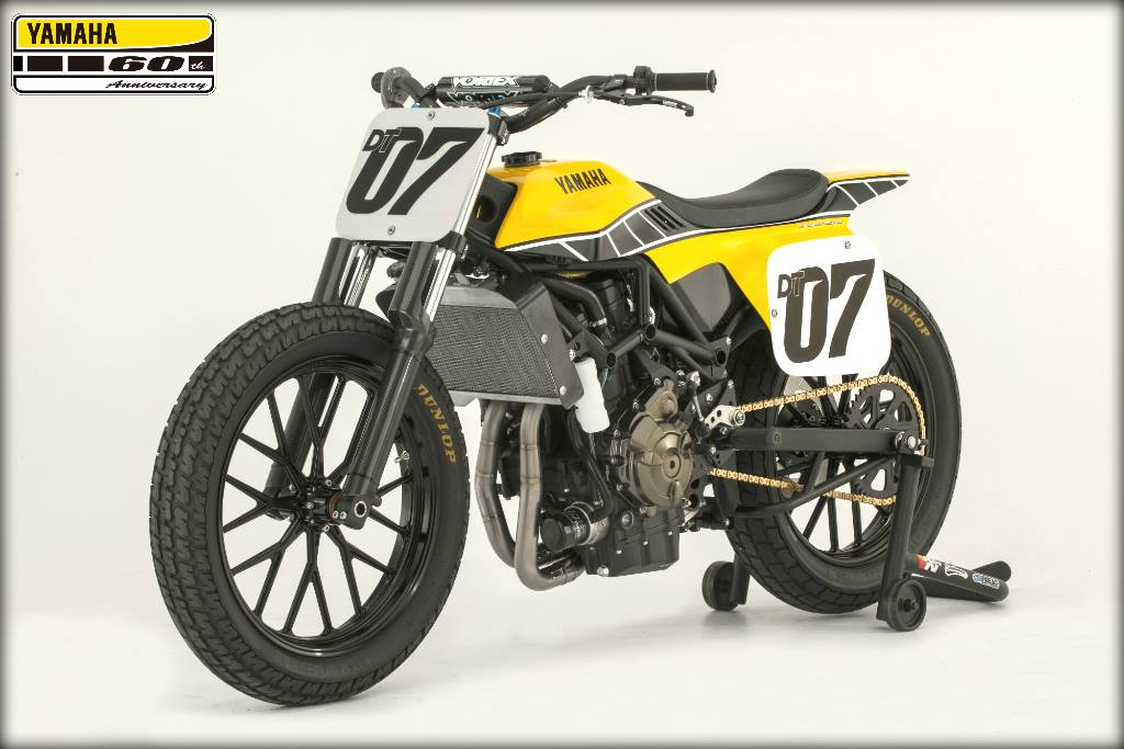 yamaha-dt-07-in-anniversary-livery-mixes-flat-track-and-mt-07-genes_4