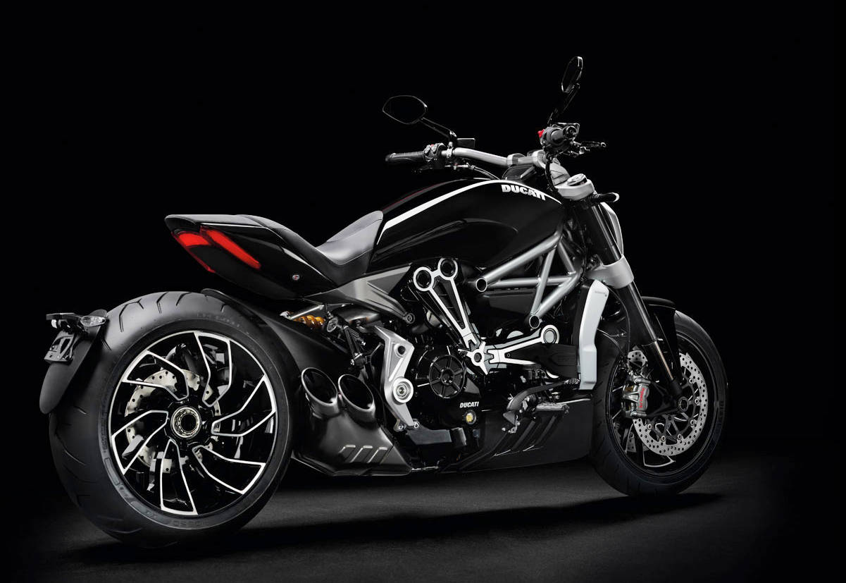 DUCATI X Diavel 正式公開!! DUCATIが唱える新価値とは!?