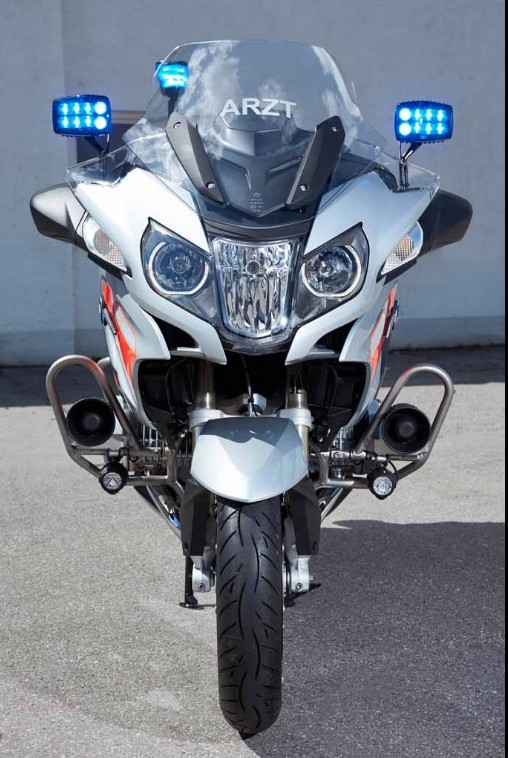 bmw-shows-off-the-r1200rt-for-emergency-physicians_3