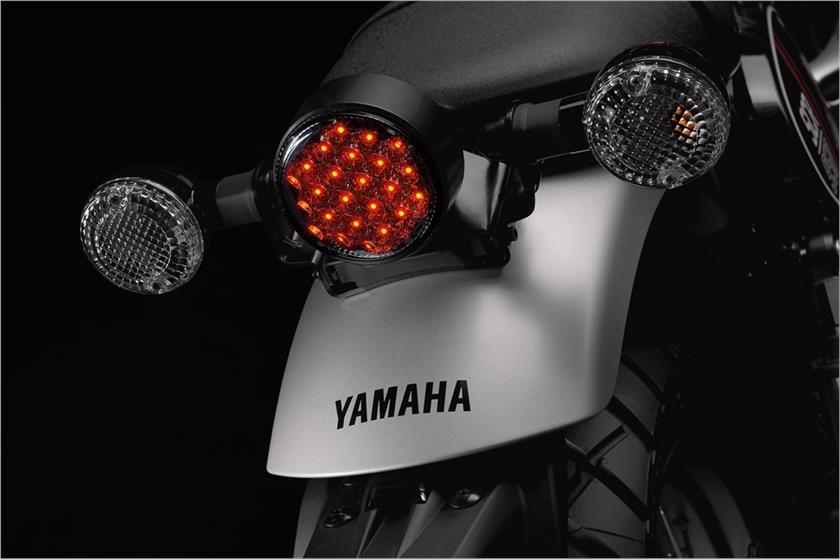 2017-yamaha-scr950-scrambler-revealed_41