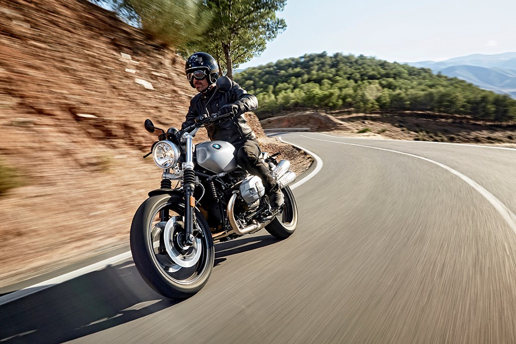 bmw-reveals-new-r-ninet-scrambler-details_10