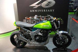 KAWASAKI ZR900B とZ900RS、どちらが市販される!?