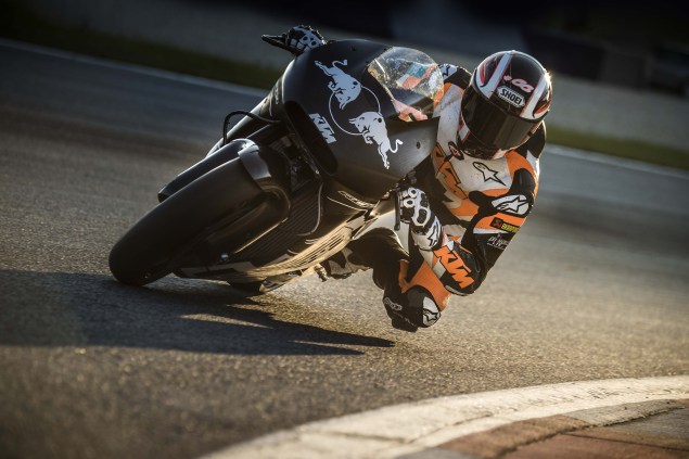 2017-KTM-RC16-MotoGP-official-test-01