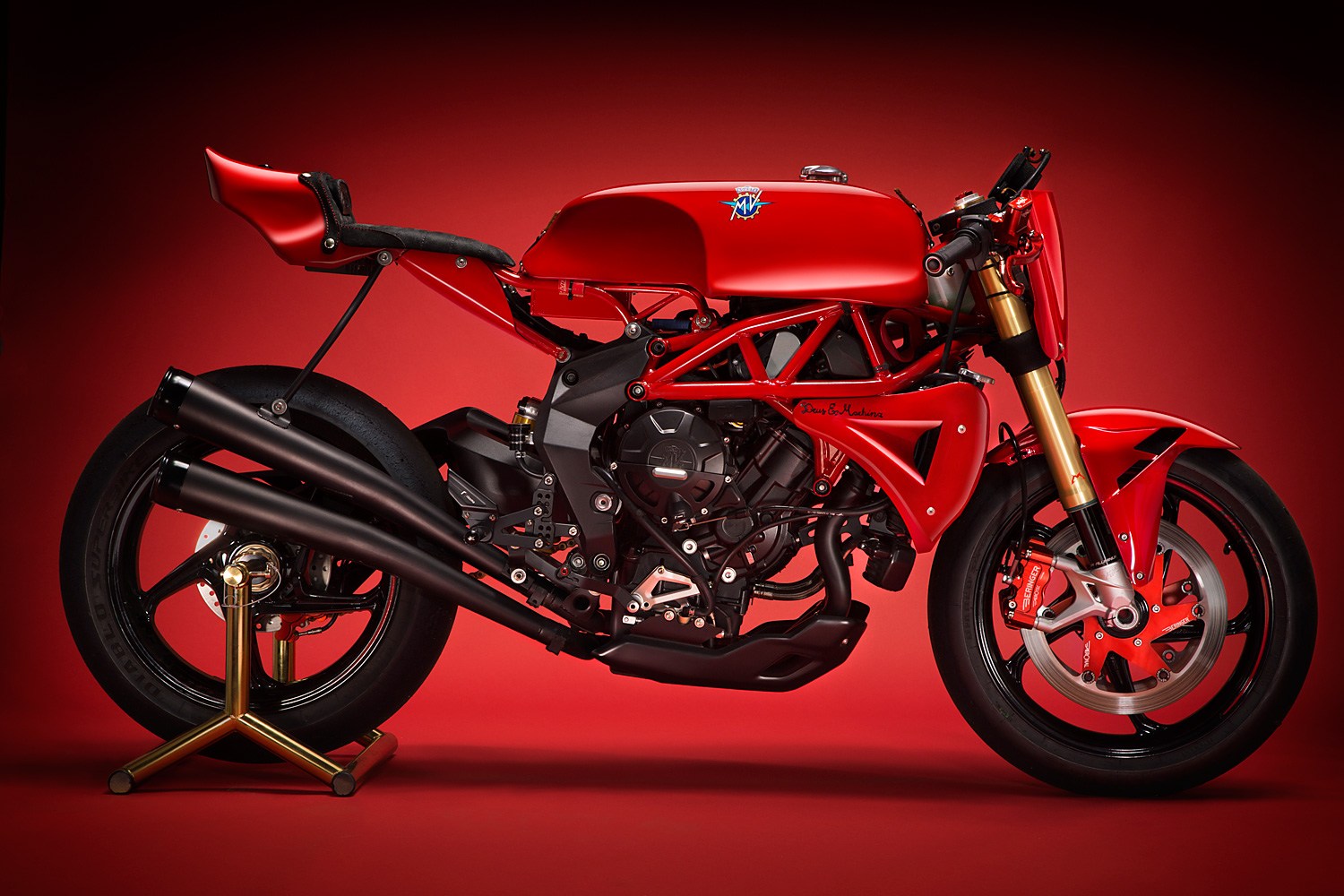 MV-Agusta-Brutale-Ago-TT-Deus-ex-Machina-LA-1