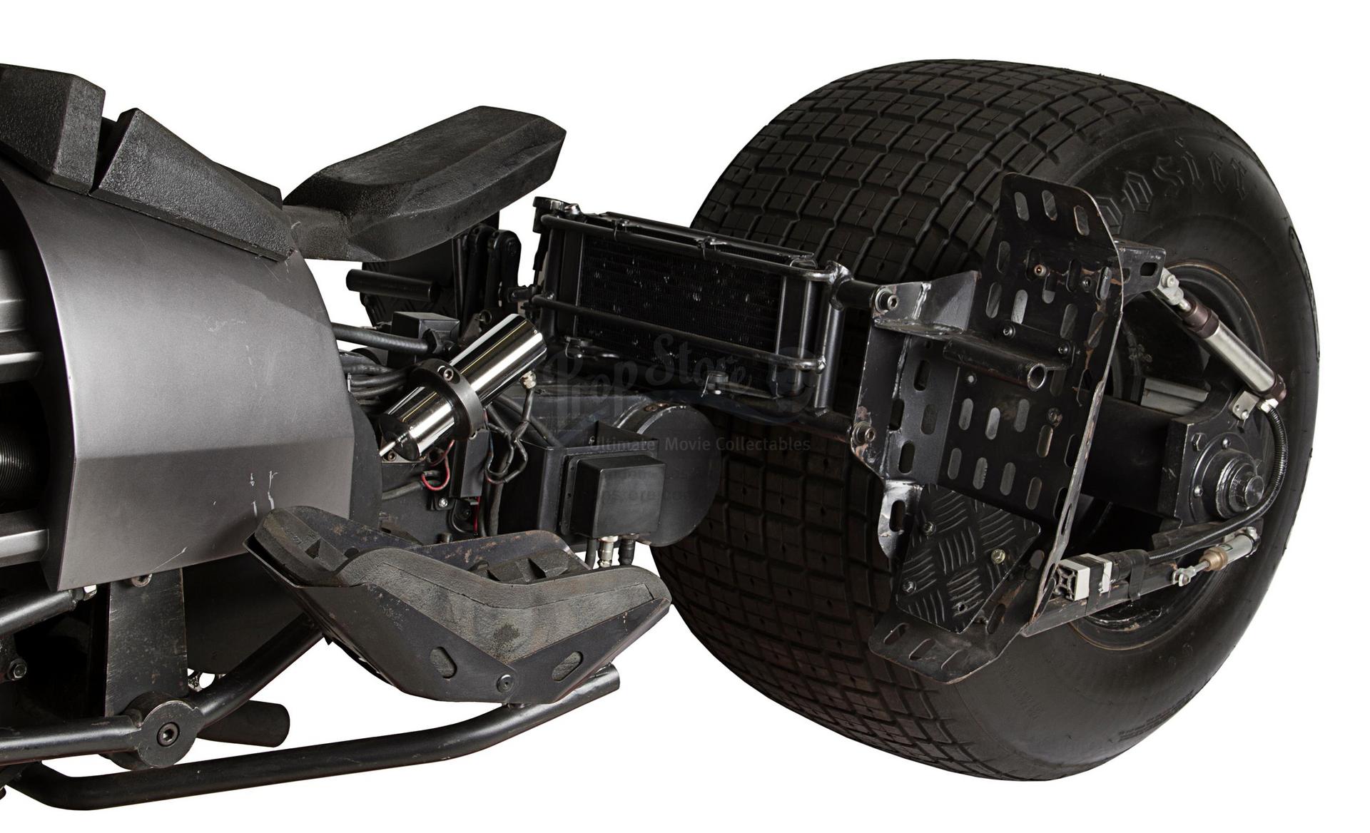 dark-knight-trilogys-batpod-motorcycle-is-up-for-auction_1