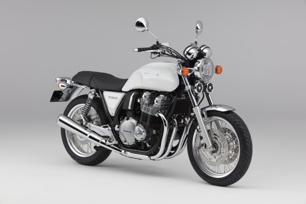 【新品未使用】CB1100 17年式〜EX/RS　DARTスクリーン　クリア一式 CB1100 17～ スクリーン クラシックS3 ダークスモーク DART