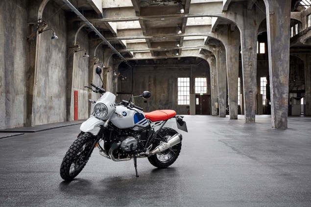 2017-bmw-r-ninet-urban-gs-39