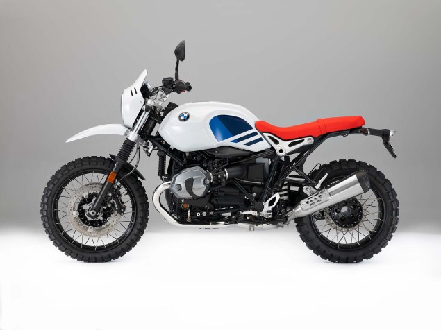 2017-bmw-r-ninet-urban-gs-73