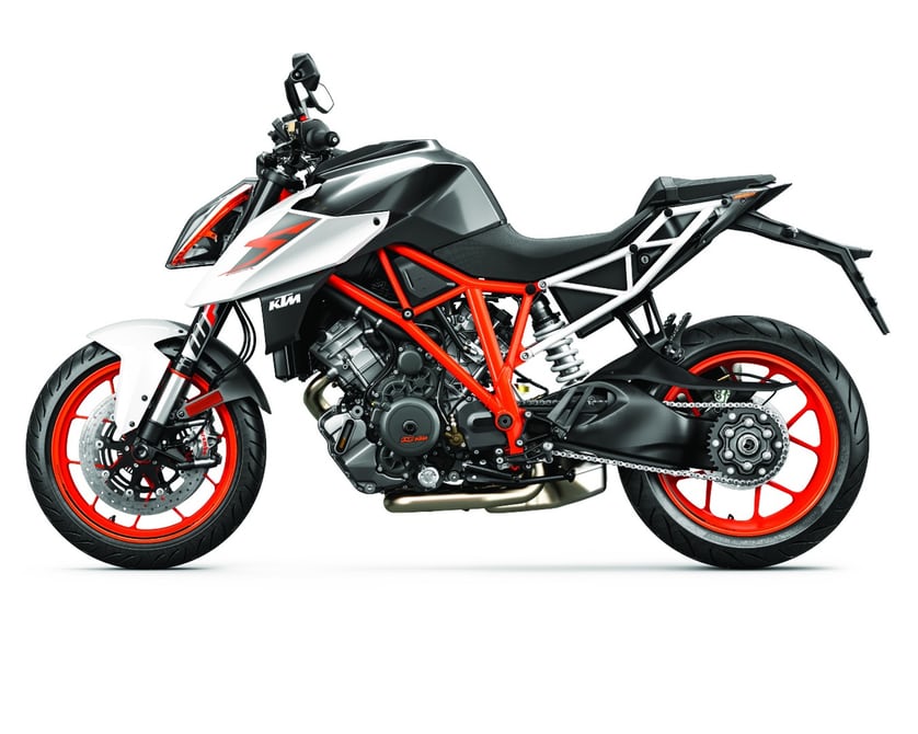KTM 1290superduker 純正トリプル　新車外し KTM 新型1290SuperDuke R (スーパーデュークR)正式公開！まさに