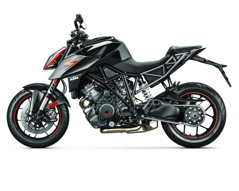 2017-ktm-super-duke-1290r-new-superduke-11