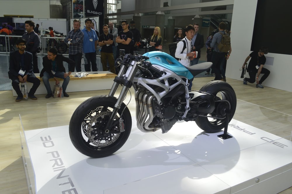 divergent-dagger-motorcycle-2