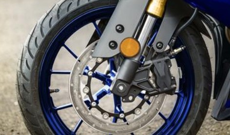 YAMAHA新型 YZF-R25/3　装備を充実させて2019年にデビュー確定？