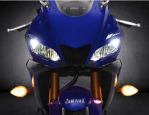 新型YZF-R3正式発表！Rワールドにいざなうその姿を御覧じよ