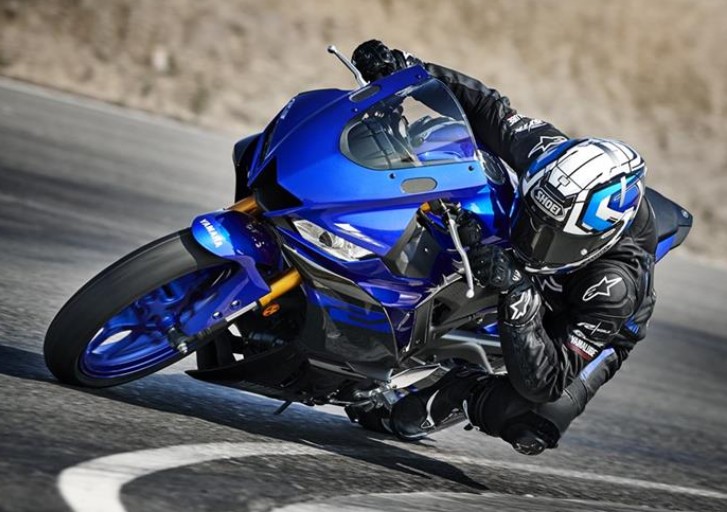 YAMAHA新型YZF-R3意表をついてラスベガスで正式発表！日本発売間近？