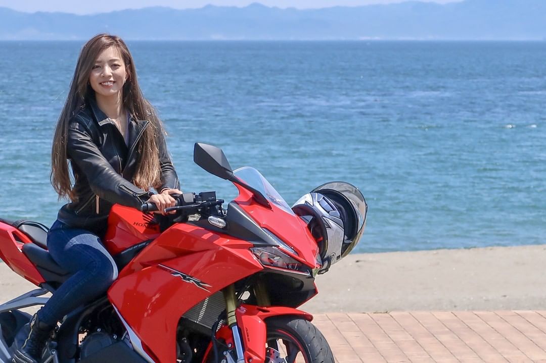 インスタ女子Ruriko CBR250RRで三浦下道のんびりツーリング⁣ https://www.rock-tune.com/2019/04/30/18207⁣ #バイク女子 ⁣ #ガールズバイカー #バイクのある風景 ⁣ #バイクのある生活 #バイクが好きだ ⁣ #バイク写真部⁣ #モーターサイクルナビゲーター#ツーリング⁣ #バイクが好きだ⁣ #バイク好きな人と繋がりたい#バイク乗りと繋がりたい