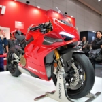 やっぱりバイクの顔も体も大事！