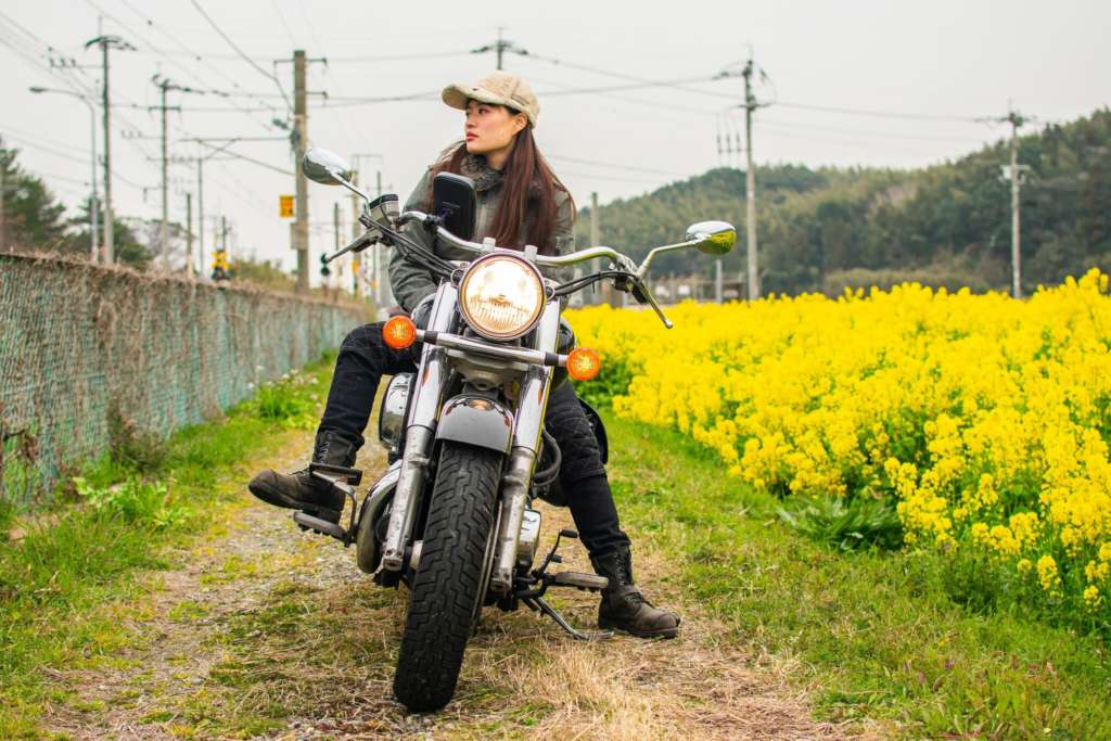 ふく福の里にて菜の花畑とバイク