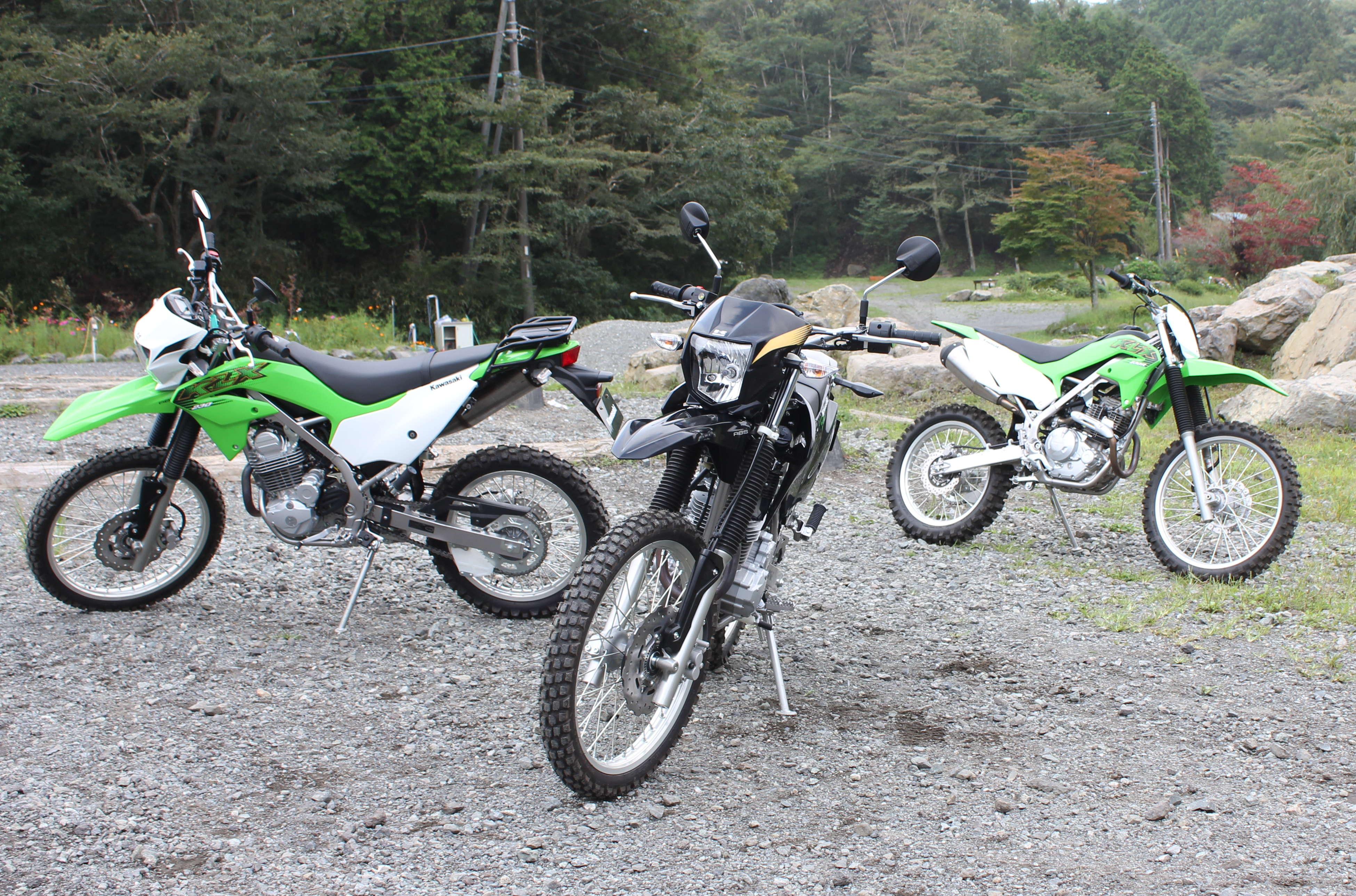 bremse Stå på ski skrig Kawasaki KLX230/KLX230R発売前試乗！遊びを提案するキャラが楽しい