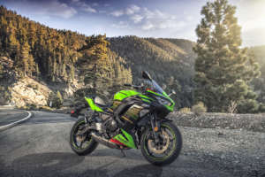 Kawasaki(カワサキ) 米国で2020年新型Ninja650を公開！