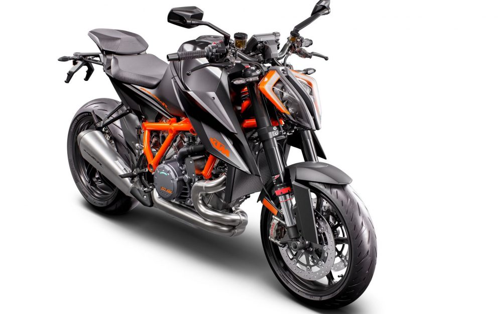 KTM 1290superduker 純正トリプル　新車外し KTM 新型1290SuperDuke R (スーパーデュークR)正式公開！まさに