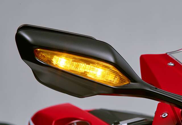 ドゥカティ Panigale V4