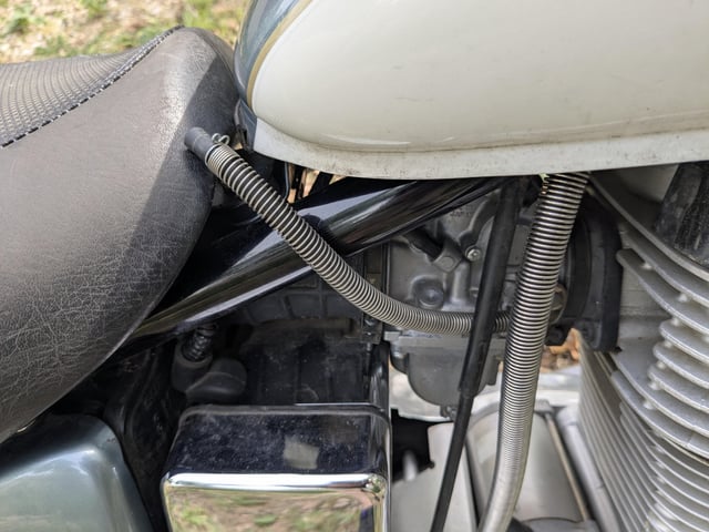 冬越しでエンジン始動不良、Suzuki乗りが順番にやるべき対処は