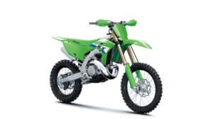 2027 Kawasaki KX327 vs ヤマハYZ250、復活の2スト327ccは何を変えるのか